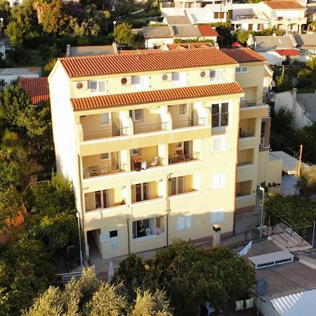 Vila Lena Petrovac ภายนอก รูปภาพ