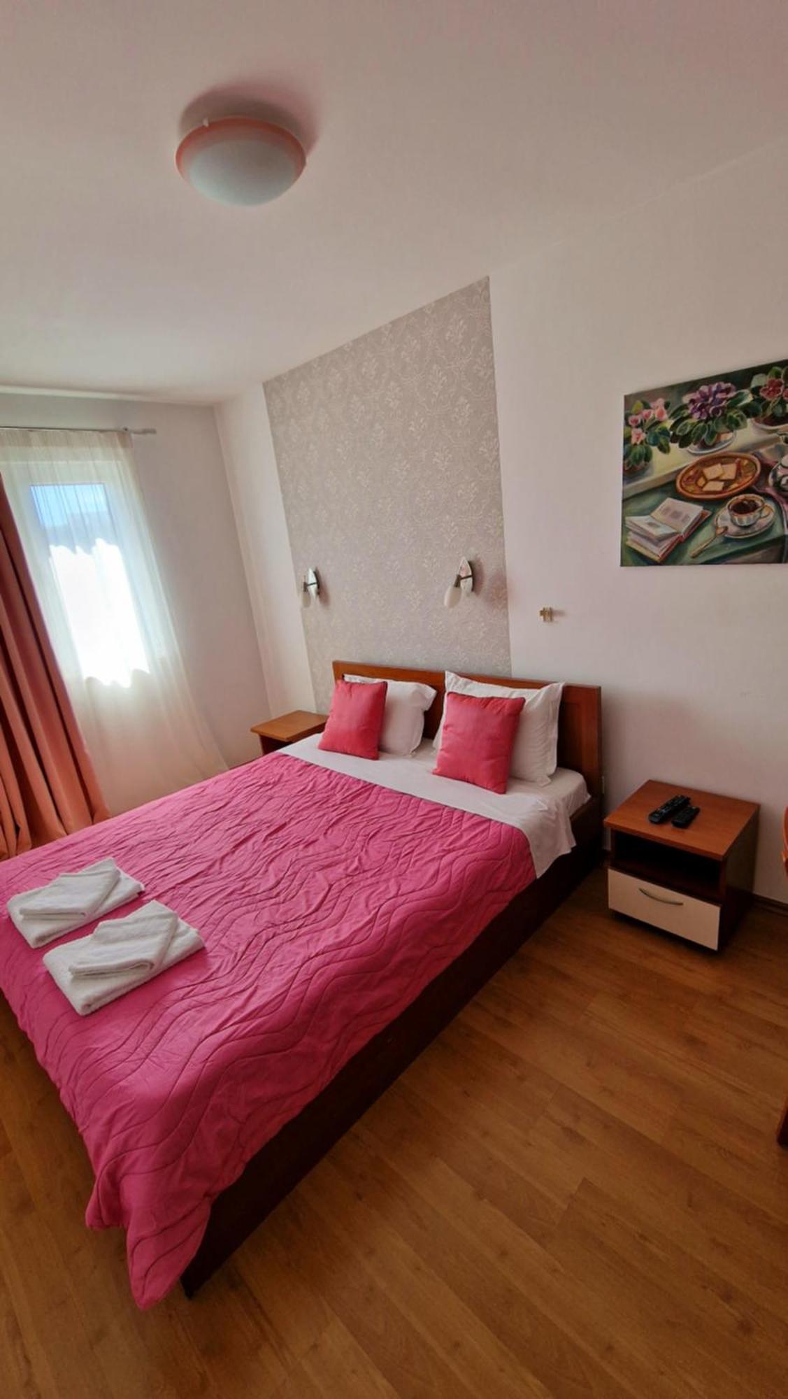 Vila Lena Petrovac ภายนอก รูปภาพ
